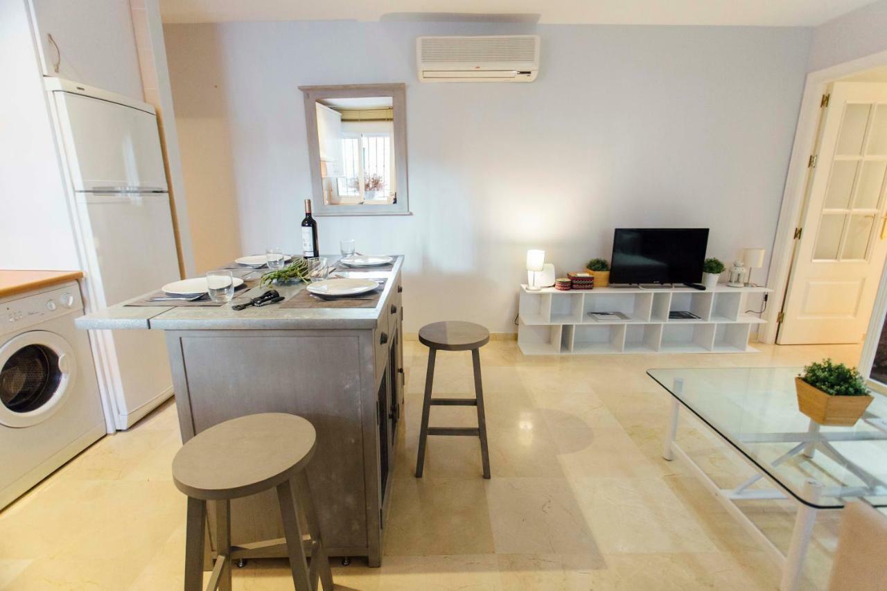 One & Lux- Lagar Apartment เซบีญา ภายนอก รูปภาพ