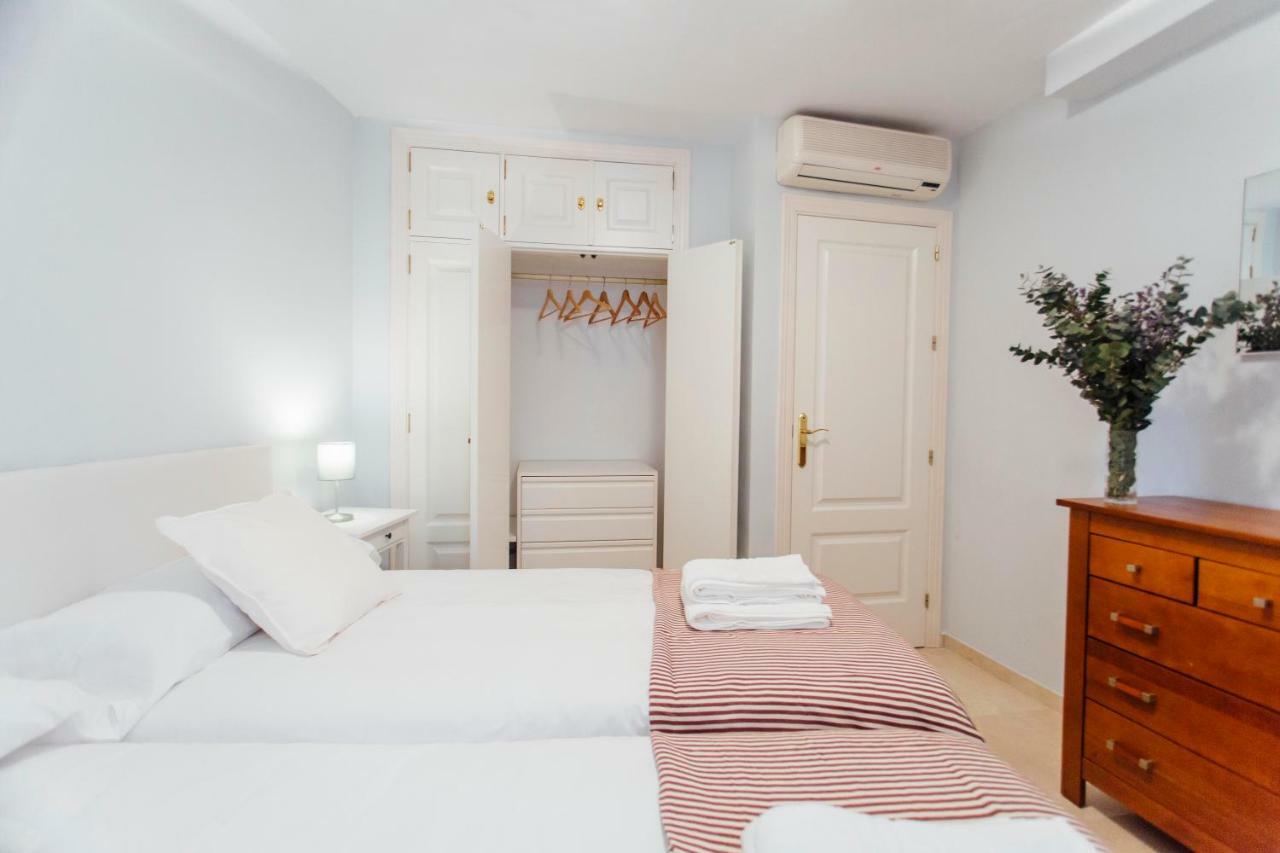 One & Lux- Lagar Apartment เซบีญา ภายนอก รูปภาพ