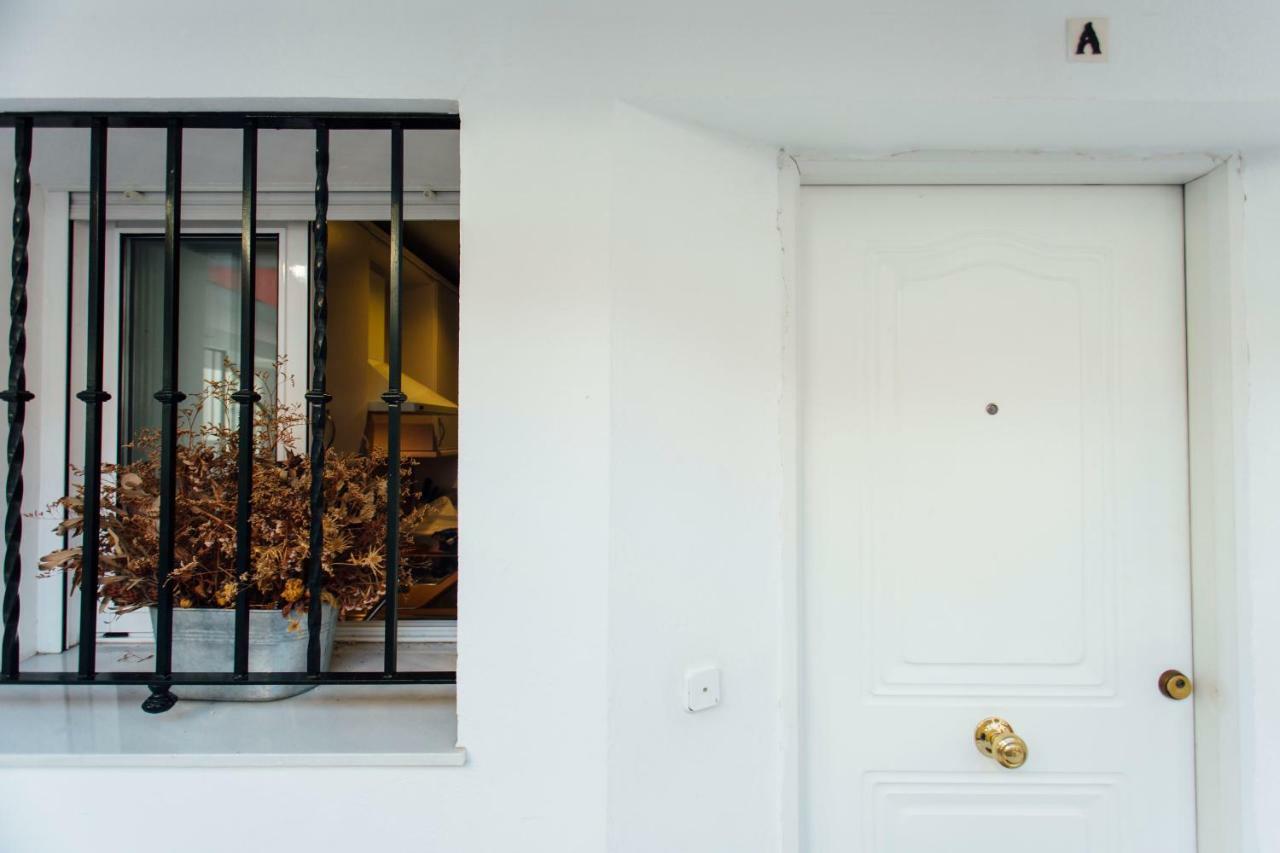 One & Lux- Lagar Apartment เซบีญา ภายนอก รูปภาพ